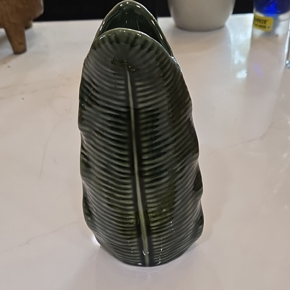 Ashland Green Ceramic Leaf Vase